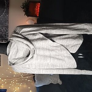 🫏 Gray Hooded Eddie Bauer Pullover